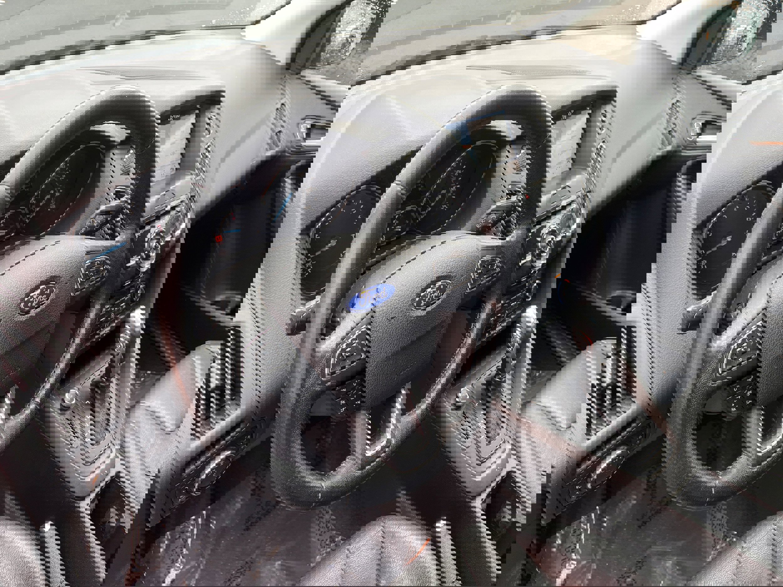 Used 2016 Ford Focus SE w/ Equipment Group 201A image 7