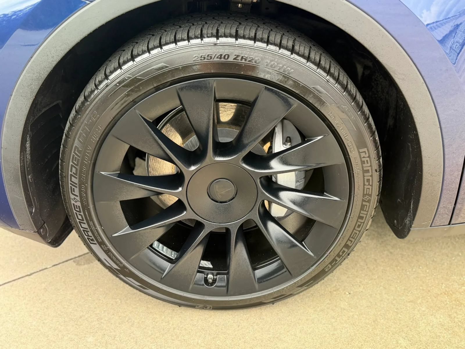 Used 2022 Tesla Model Y Long Range AWD/4WD image 13