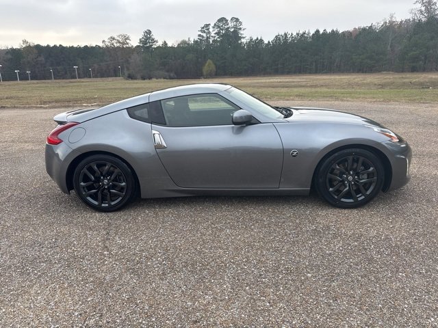 Used 2019 Nissan 370Z Coupe image 7