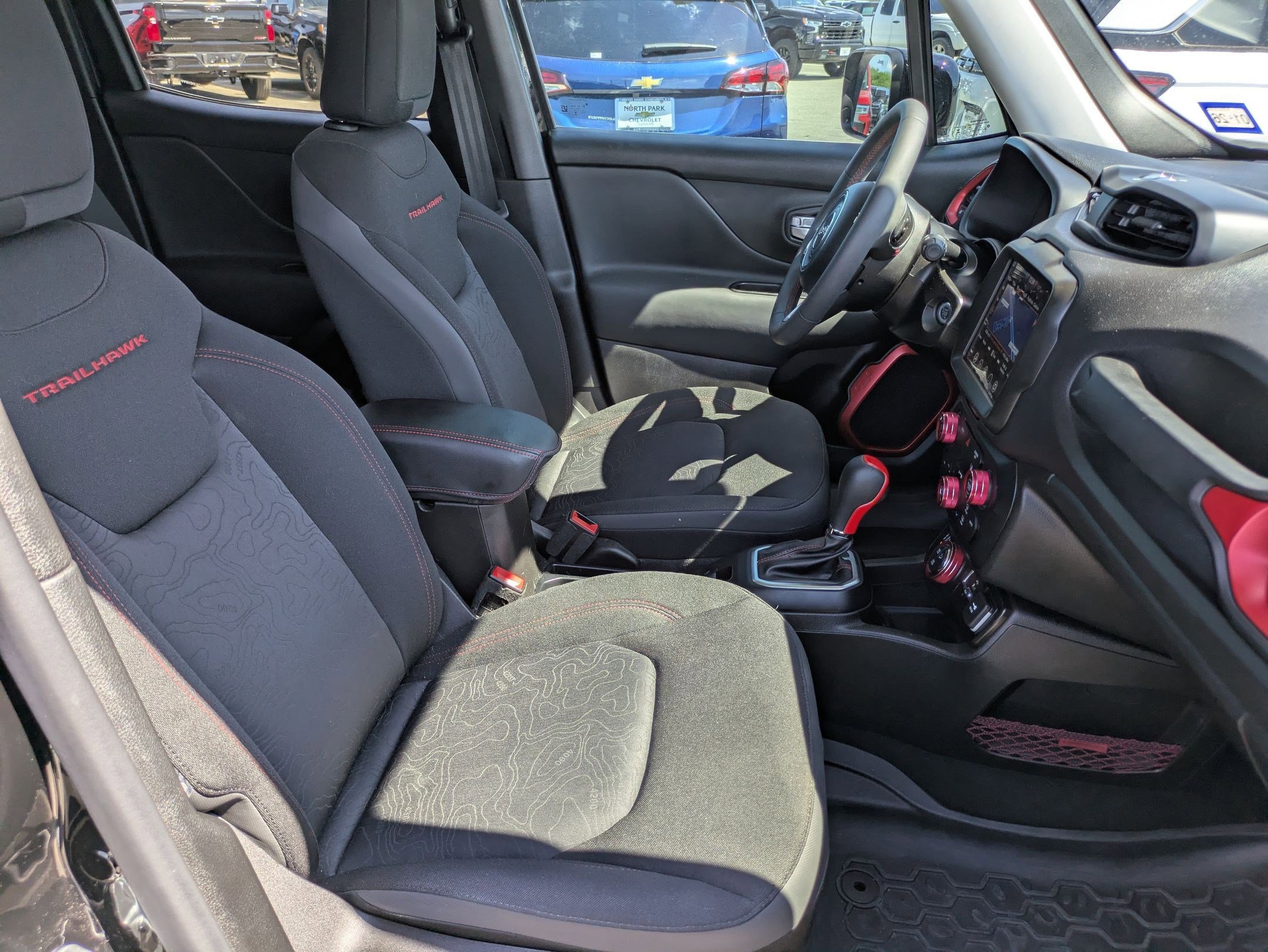 Used 2023 Jeep Renegade Trailhawk image 26