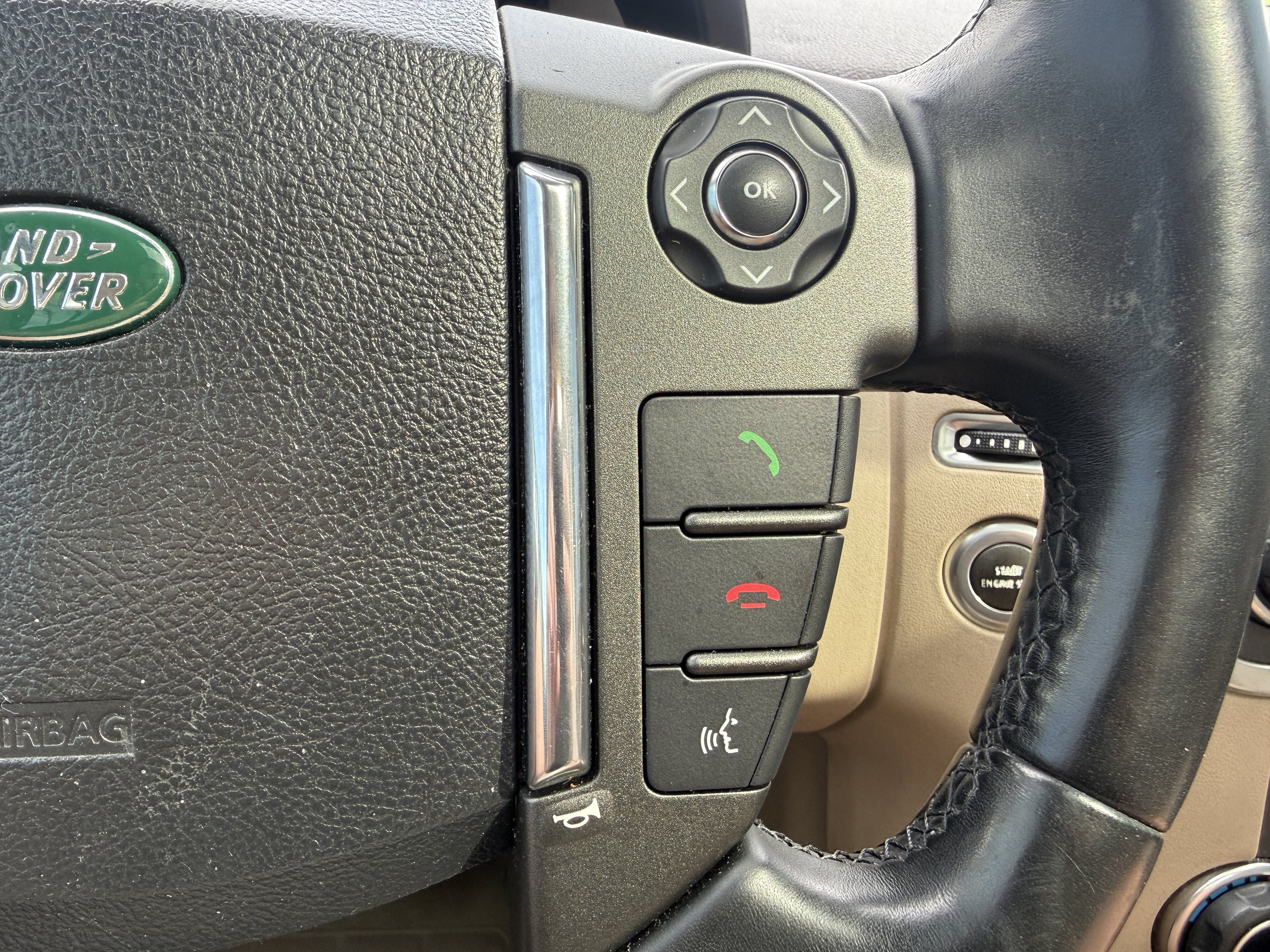 Used 2013 Land Rover LR4 HSE AWD/4WD image 27