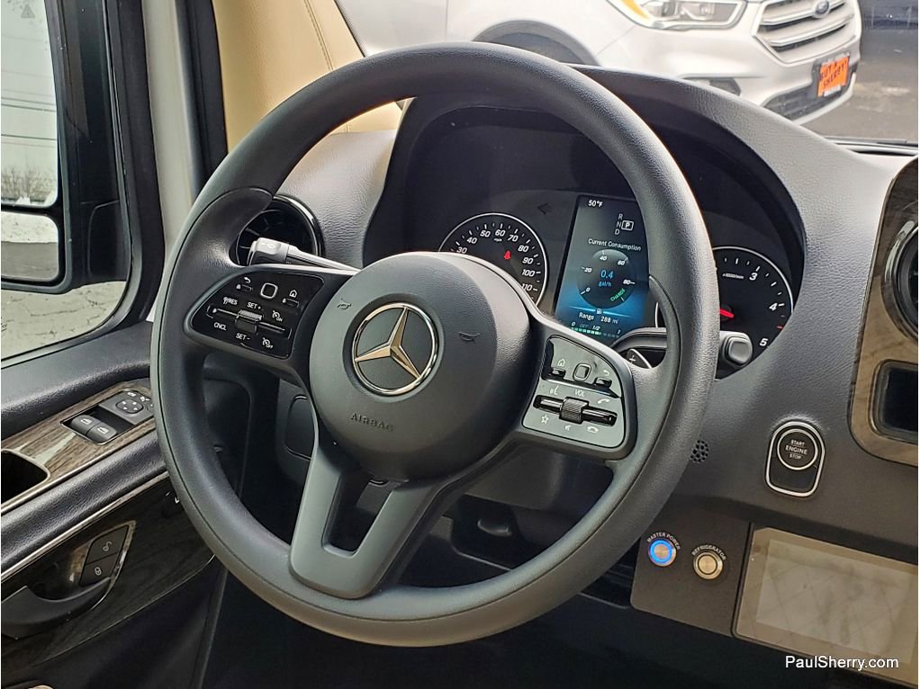 Used 2021 Mercedes-Benz Sprinter 2500 image 55