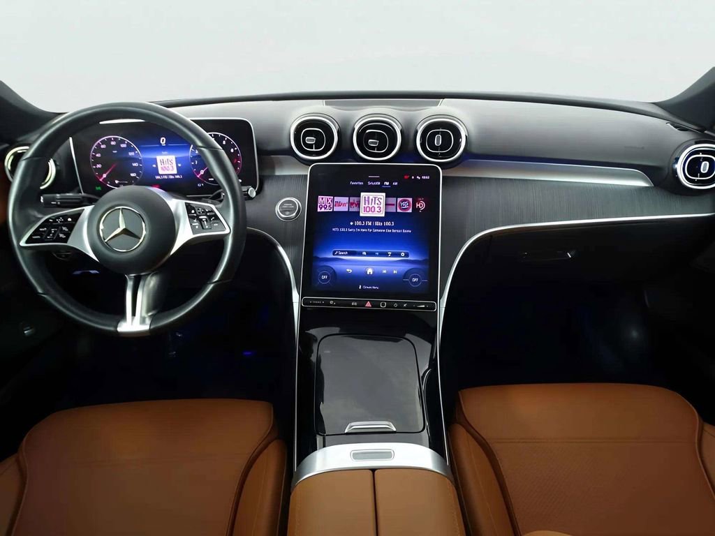 Used 2025 Mercedes-Benz C 300 4MATIC Sedan image 9