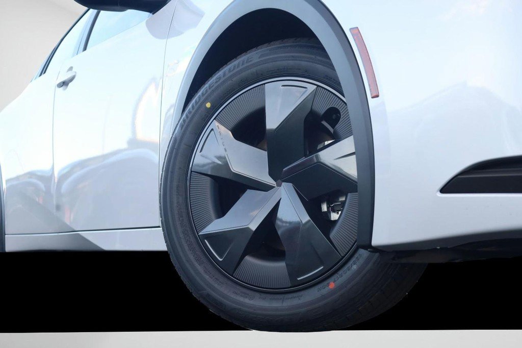 New 2026 Toyota Prius LE image 3