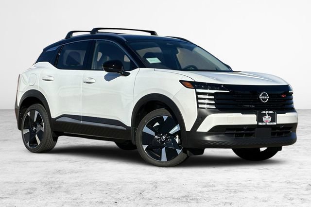 New 2026 Nissan Kicks SR image 2