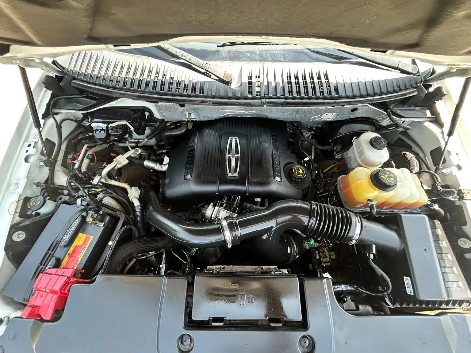 Used 2015 Lincoln Navigator 2WD image 29