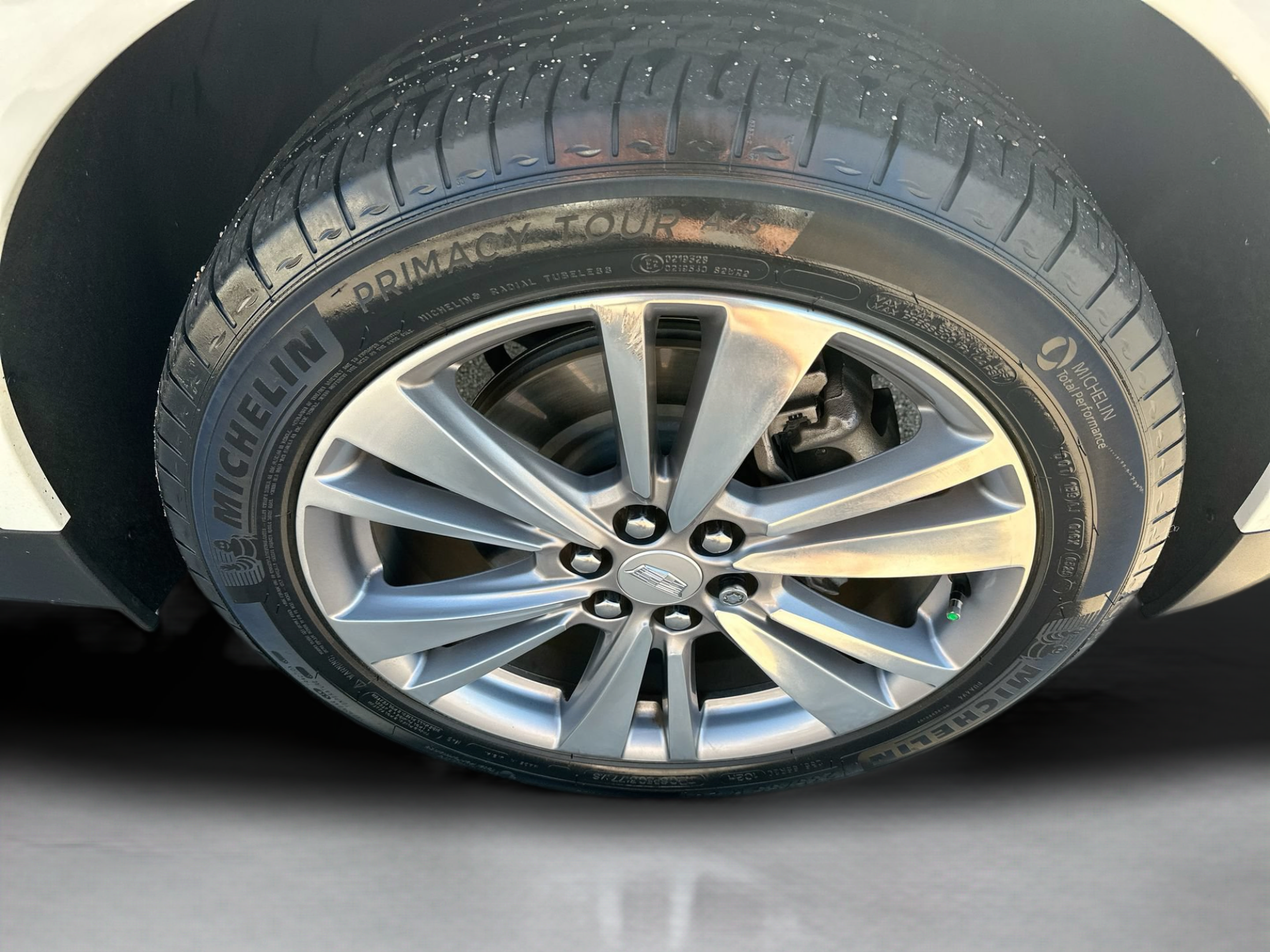 Used 2023 Cadillac XT5 Premium Luxury FWD image 29