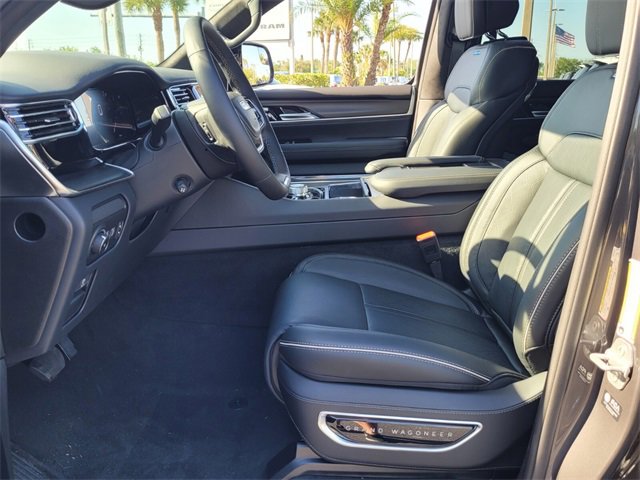 New 2025 Jeep Grand Wagoneer L Series II Obsidian w/ Quick Order Packagew 28T image 10