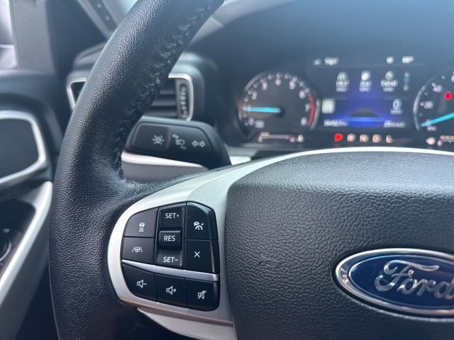 Used 2022 Ford Explorer XLT w/ Equipment Group 202A image 20