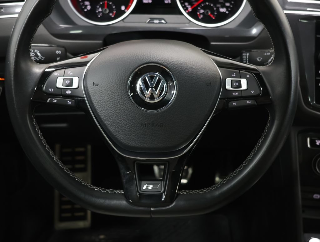 Used 2021 Volkswagen Tiguan SE R-Line FWD image 17