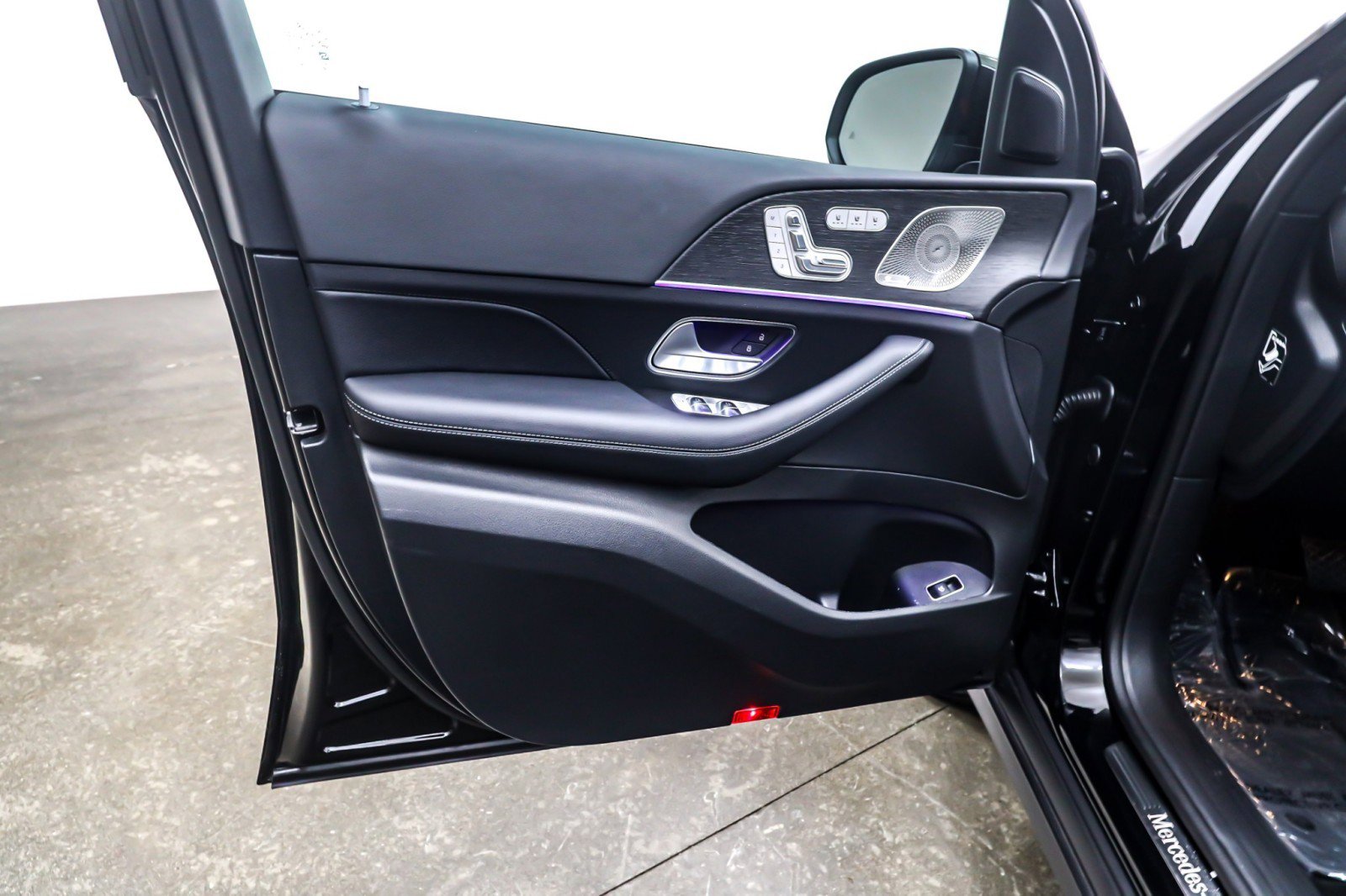 Certified 2025 Mercedes-Benz GLE 350 4MATIC image 22