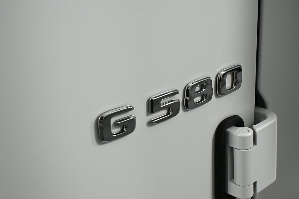 Used 2025 Mercedes-Benz G 580 w/ EQ Technology image 28