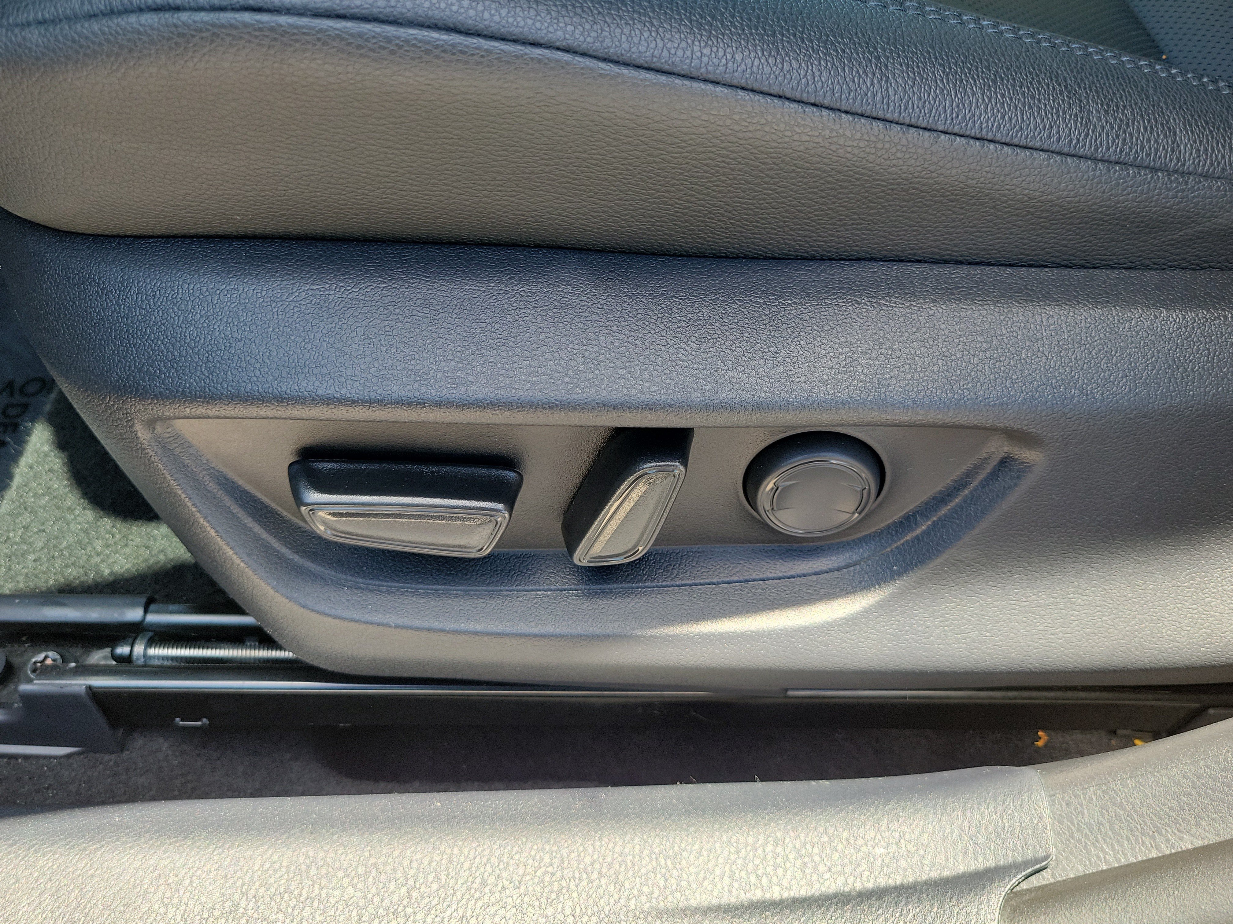 Used 2025 Toyota Camry XSE FWD image 24