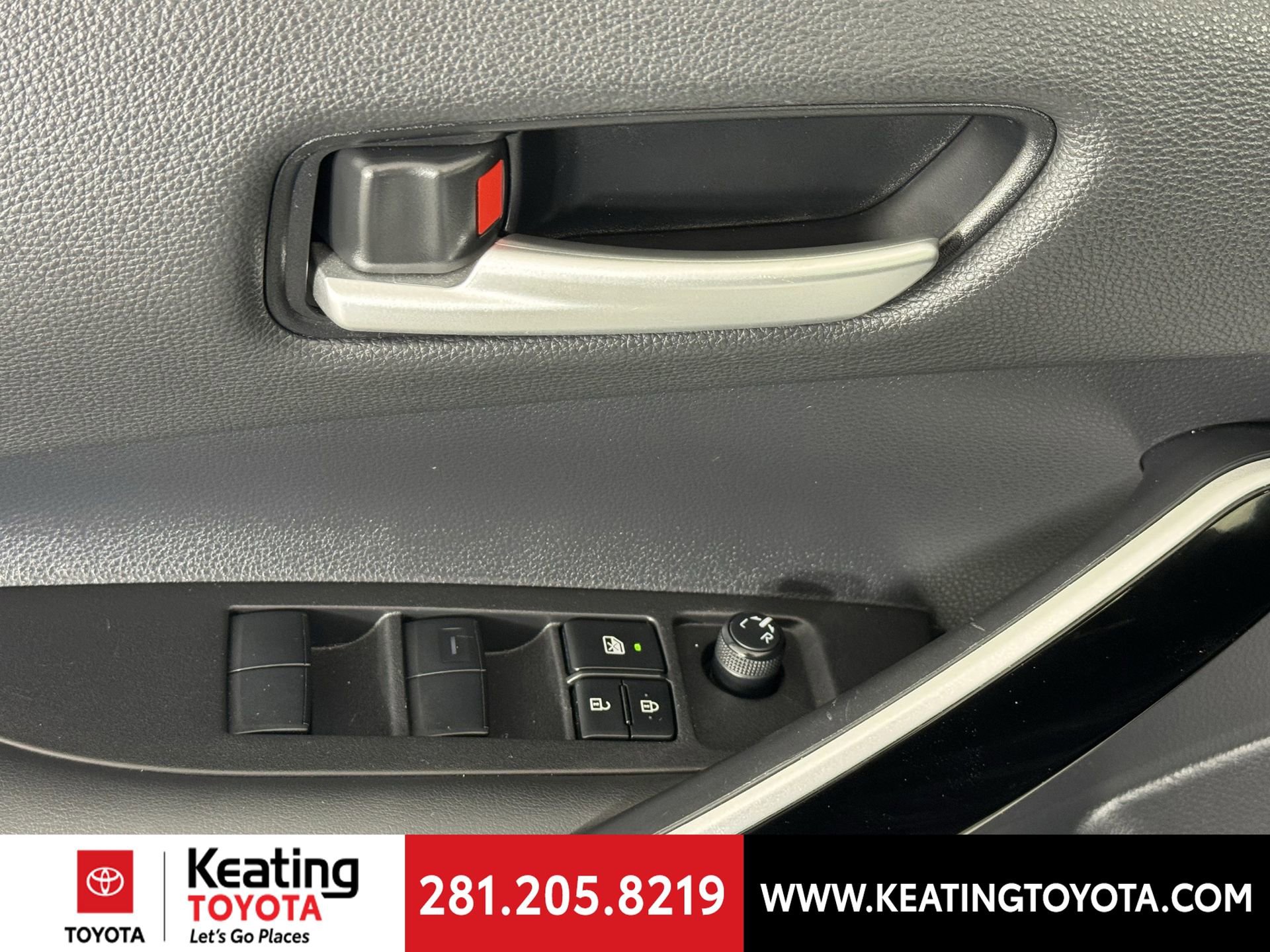 Used 2024 Toyota Corolla XLE image 12