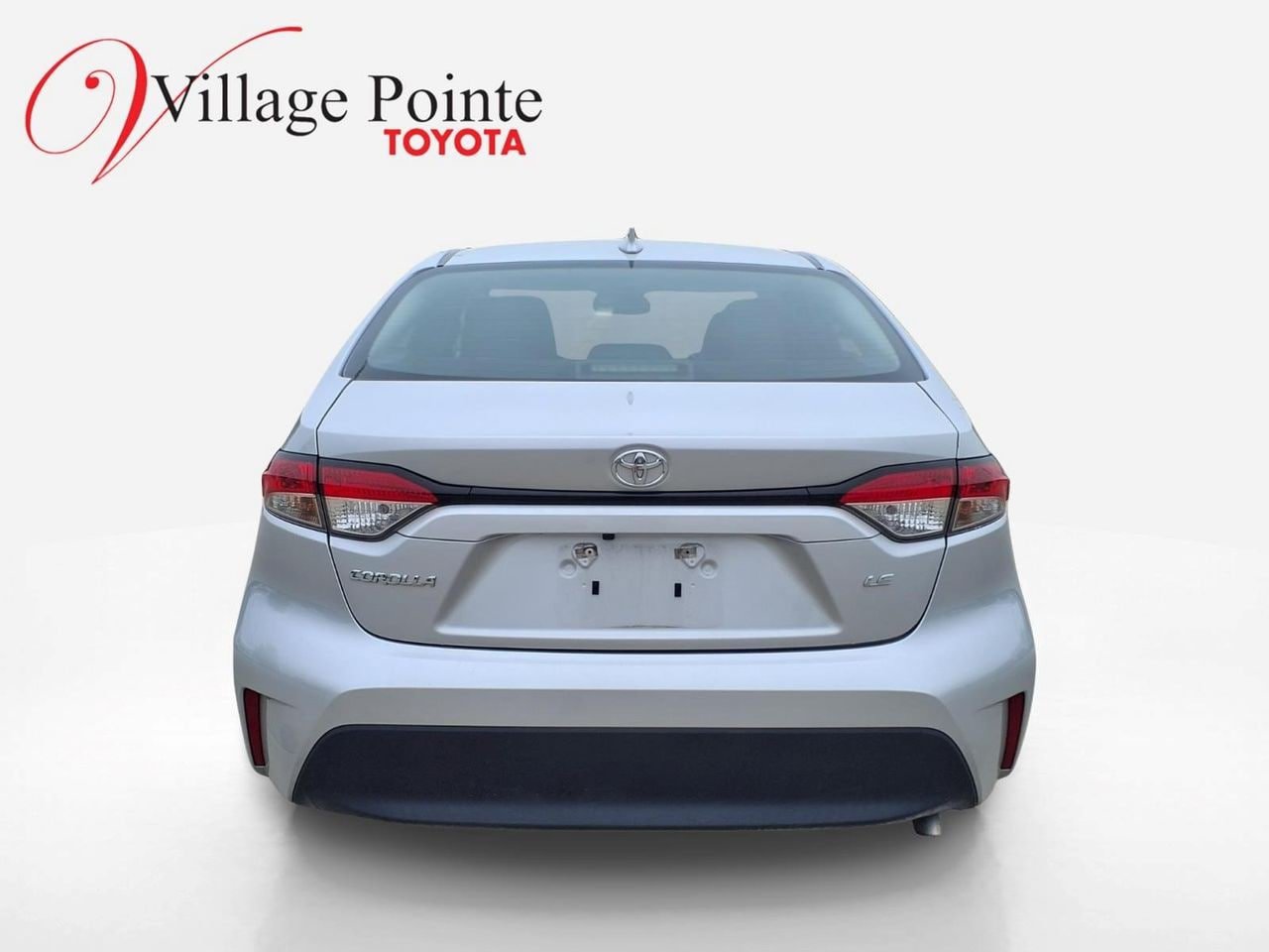 Used 2024 Toyota Corolla LE FWD image 4