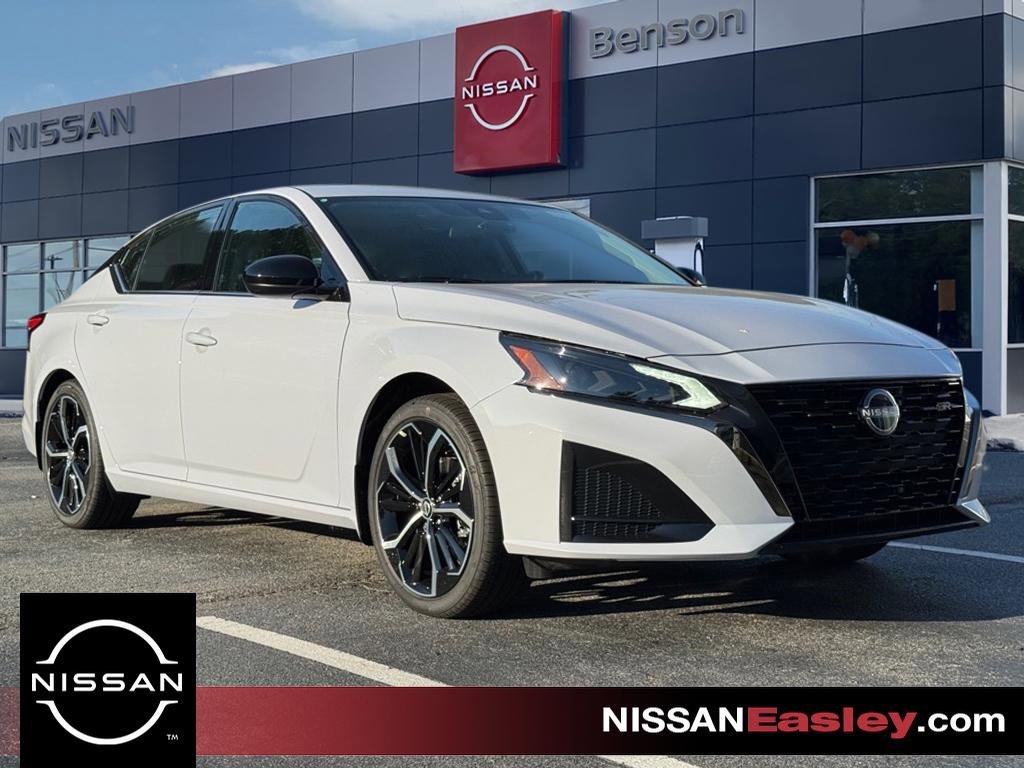 New 2025 Nissan Altima 2.5 SR w/ SR Premium Package