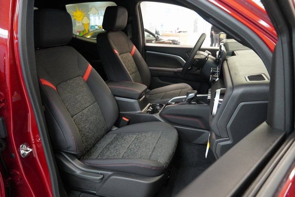 New 2025 Chevrolet Colorado Z71 AWD/4WD image 59
