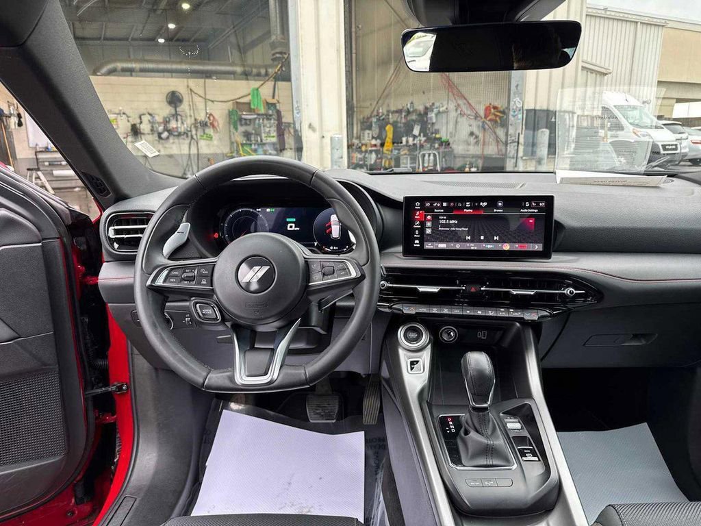 Used 2024 Dodge Hornet R/T image 13