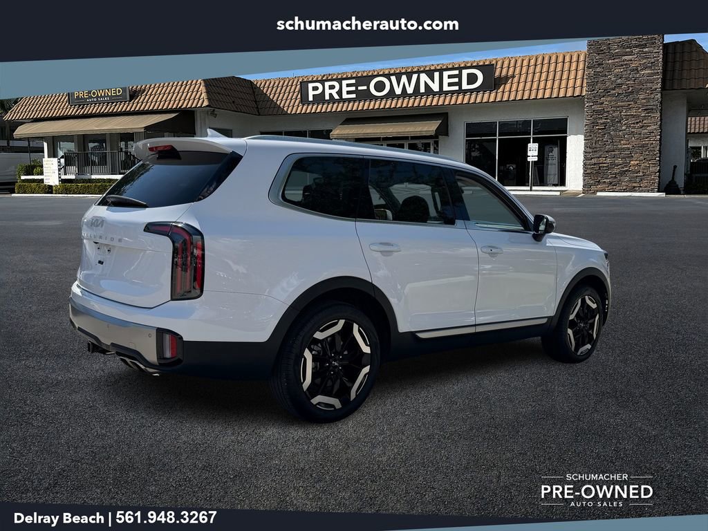 Used 2025 Kia Telluride EX w/ EX Captain's Chair Package FWD image 7