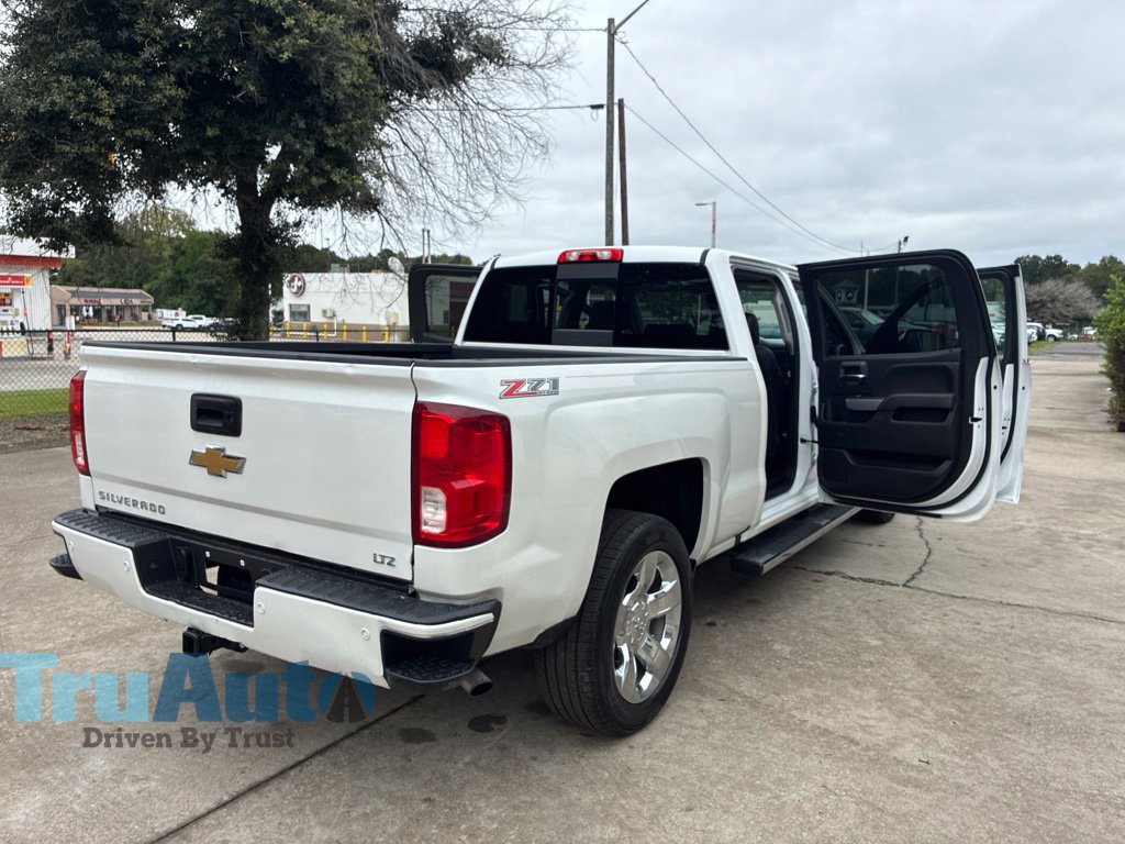 Used 2017 Chevrolet Silverado 1500 LTZ Z71 w/ LTZ Plus Package AWD/4WD image 17