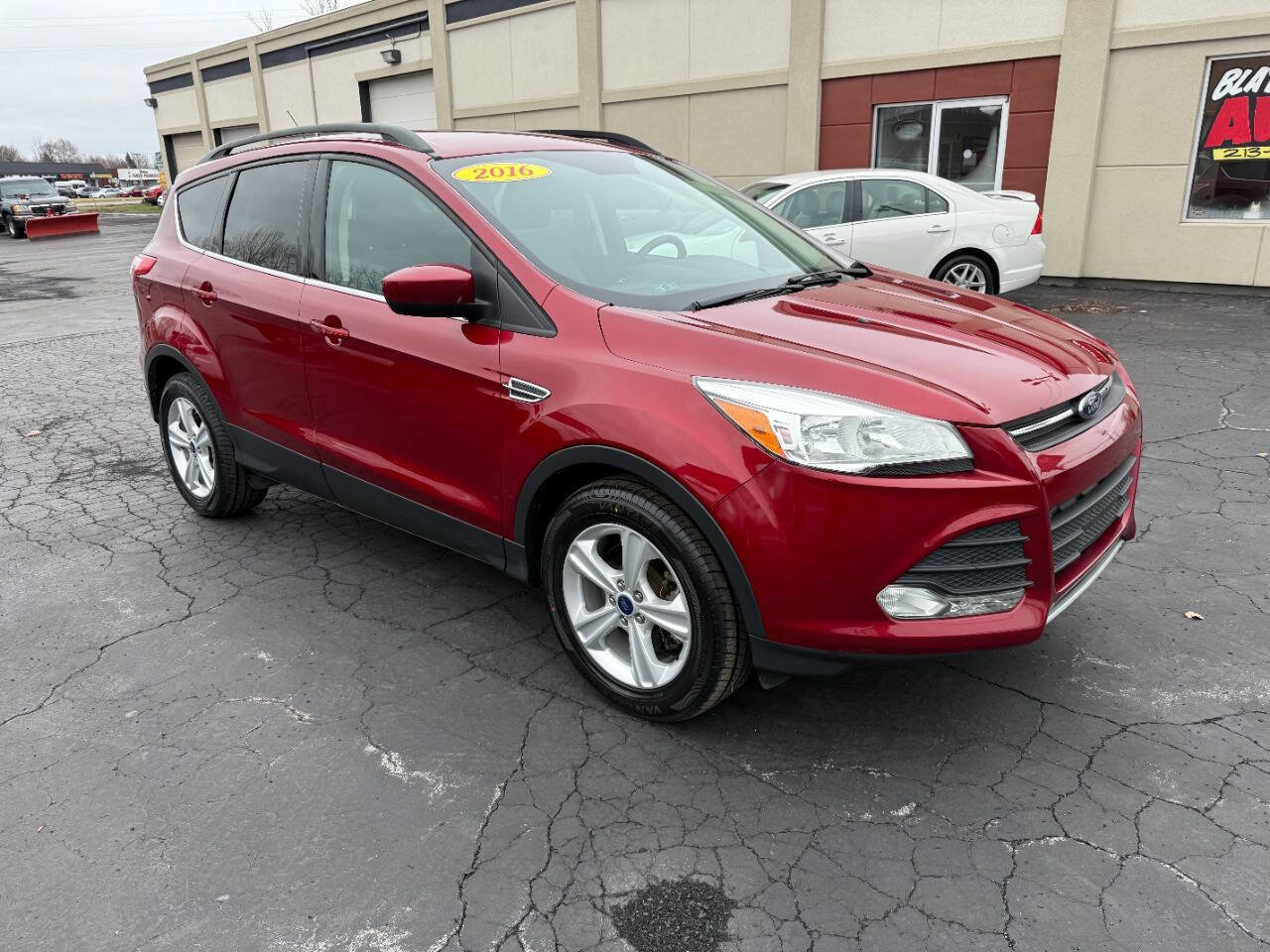 Used 2016 Ford Escape SE w/ Equipment Group 201A