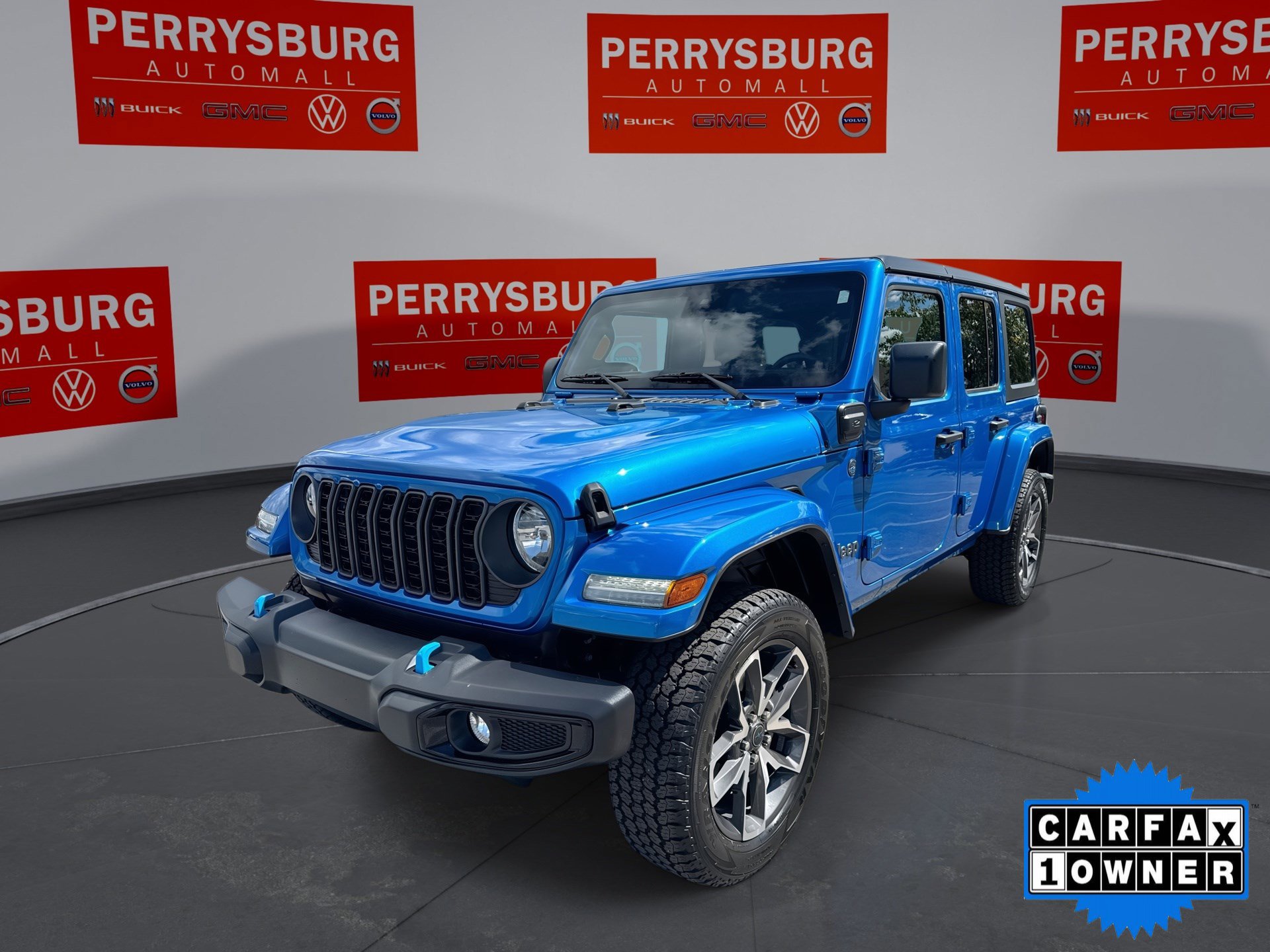 Used 2024 Jeep Wrangler Unlimited w/ Convenience Group