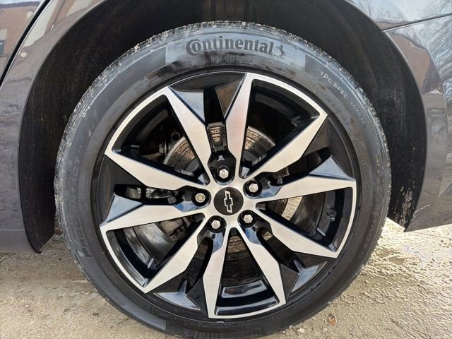 Used 2022 Chevrolet Malibu RS image 22