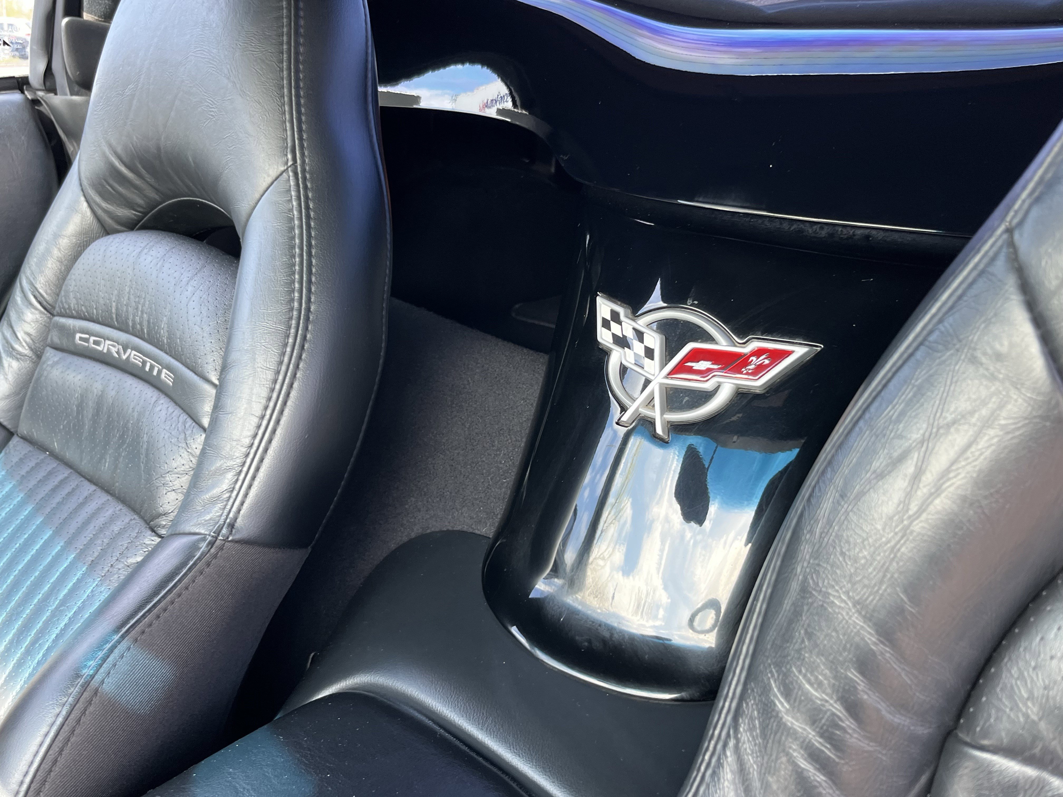 Used 2003 Chevrolet Corvette Convertible w/ Preferred Equipment Group1 RWD image 16