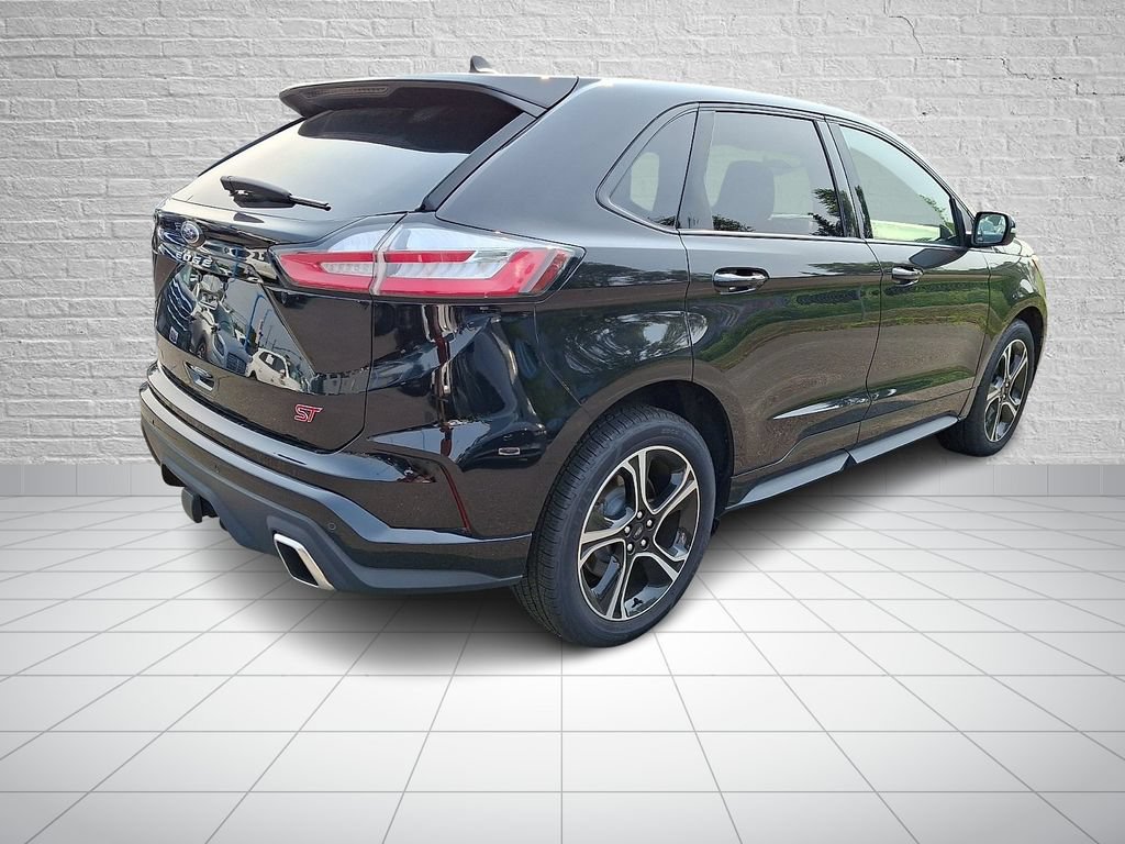 Used 2022 Ford Edge ST AWD/4WD image 6