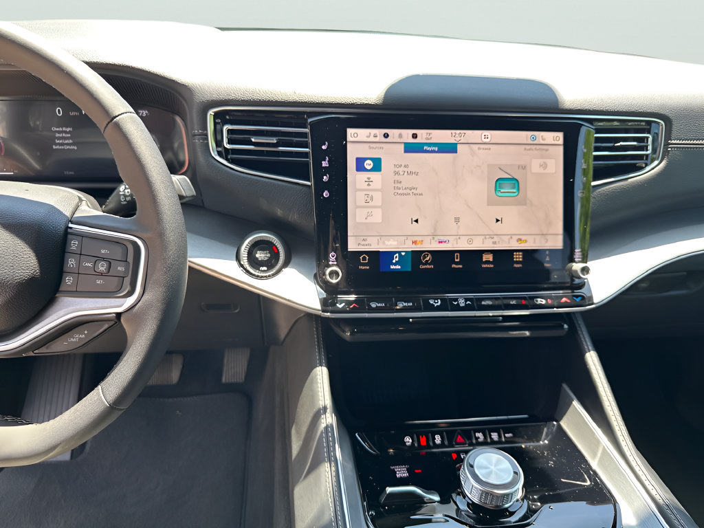New 2026 Jeep Grand Wagoneer L 4WD image 23