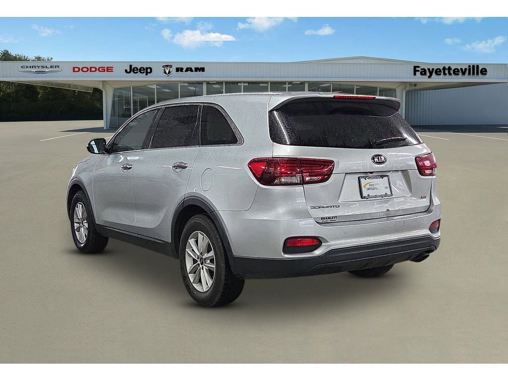 Used 2020 Kia Sorento L image 5