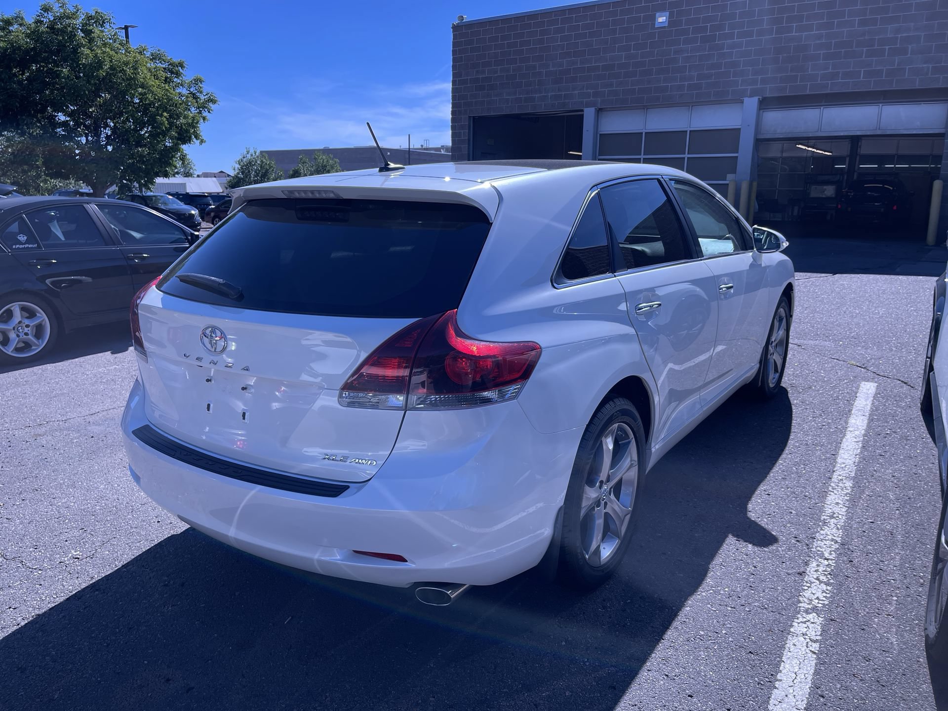 Used 2013 Toyota Venza XLE w/ XLE Premium Pkg AWD/4WD image 3