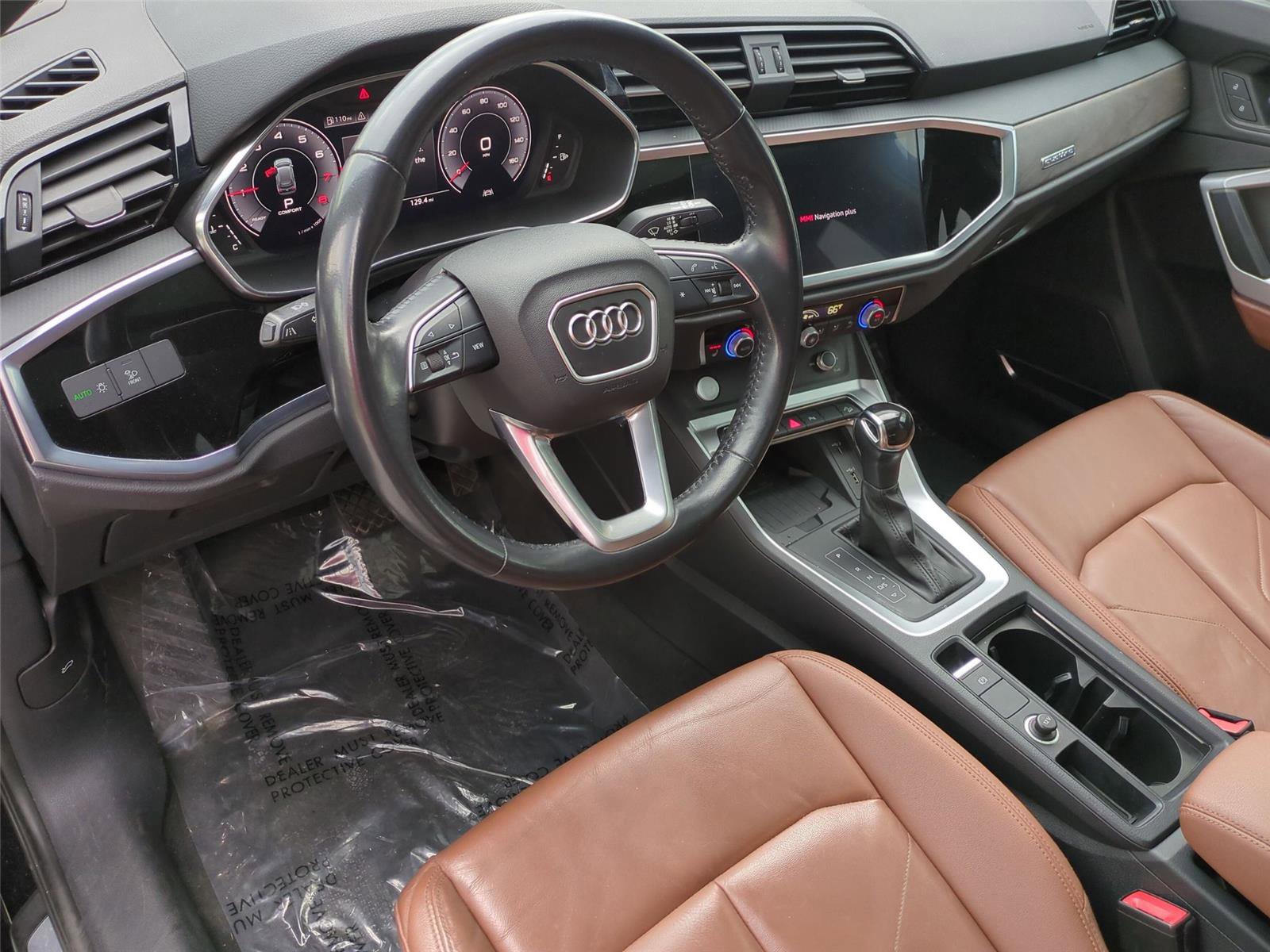 Used 2019 Audi Q3 2.0T Premium Plus w/ Premium Plus Package image 9