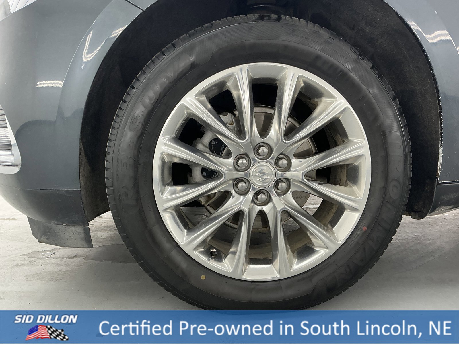 Used 2021 Buick Enclave Premium w/ Sun and Sites Package image 17