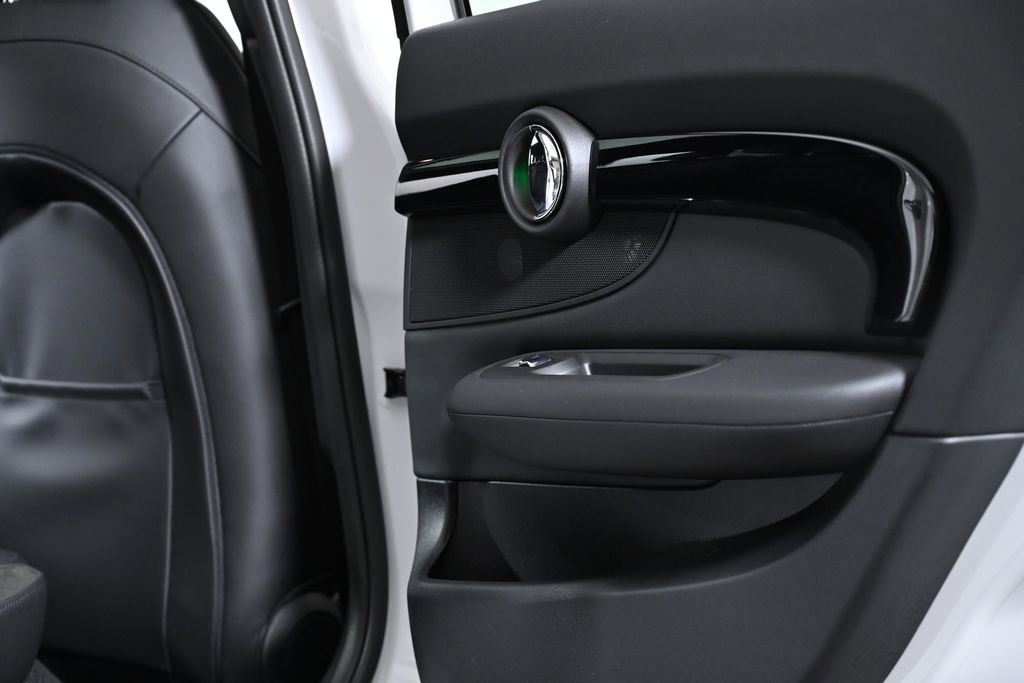 Certified 2023 MINI Cooper Clubman S image 32