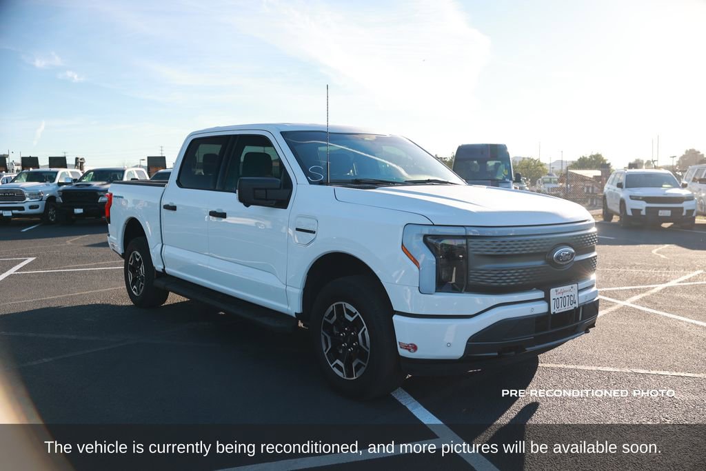 Used 2023 Ford F150 Lightning XLT image 8