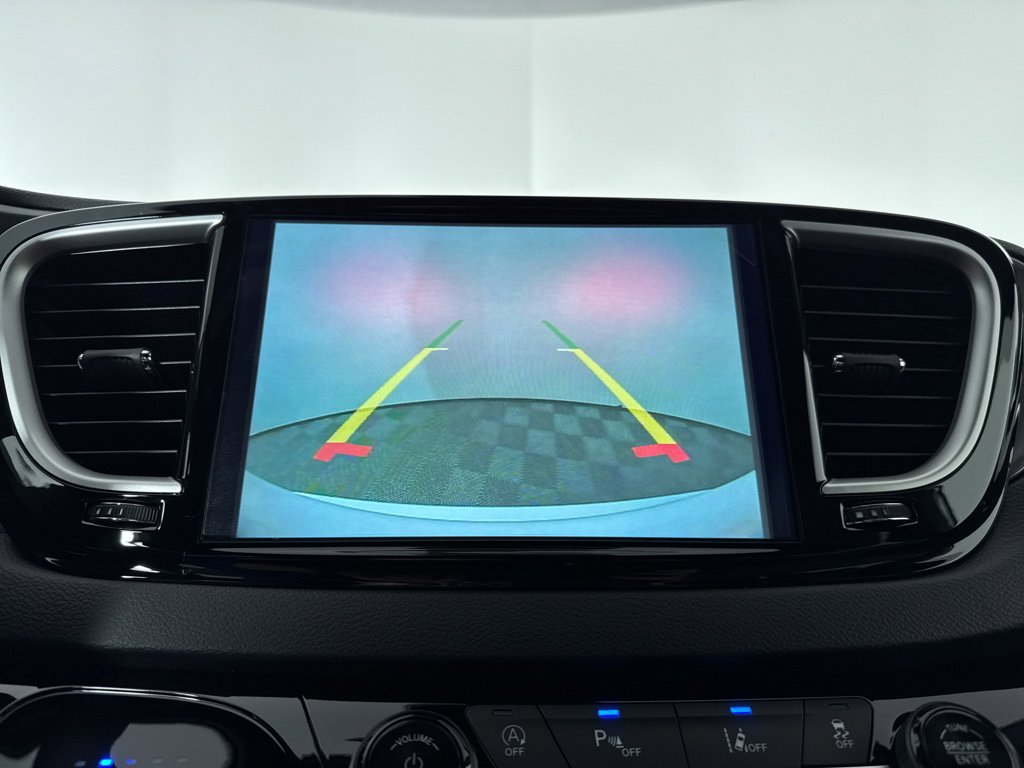 New 2026 Chrysler Voyager LX FWD image 17