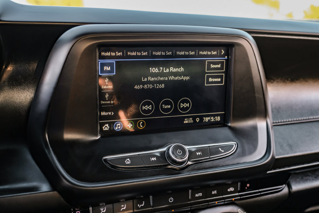 Used 2019 Chevrolet Camaro LT RWD image 18