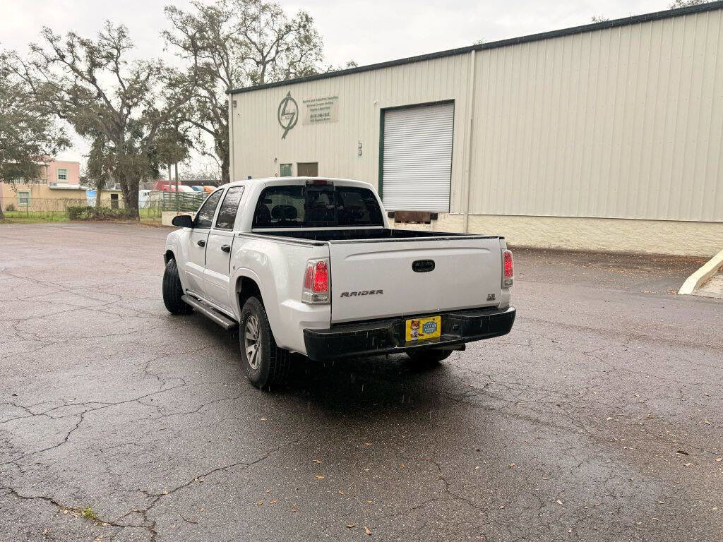 Used 2008 Mitsubishi Raider LS image 7