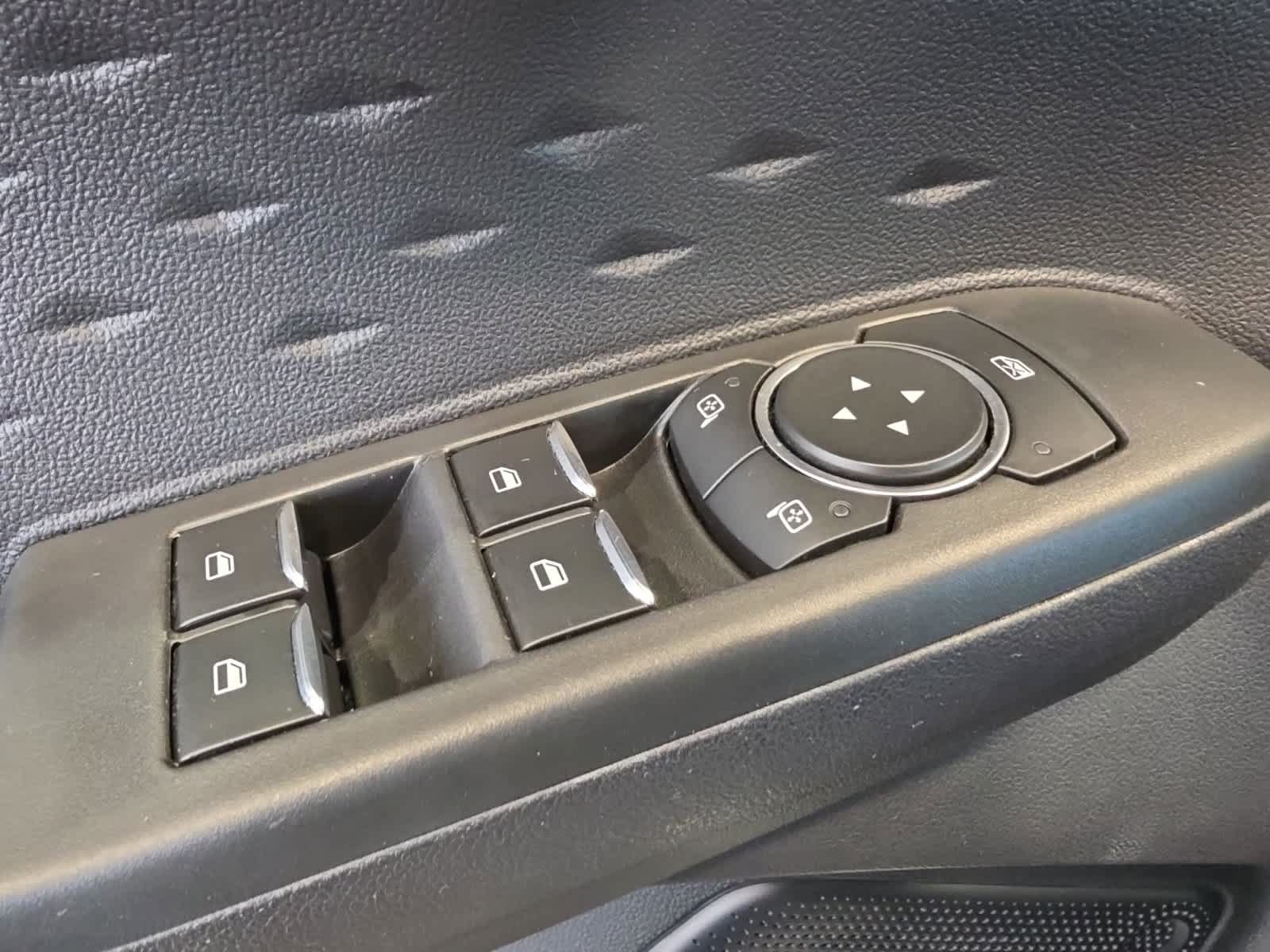 Used 2020 Ford Escape SE AWD/4WD image 17