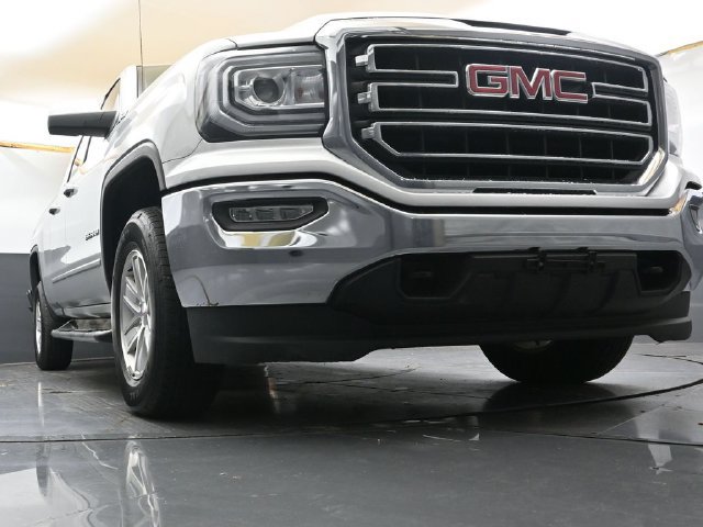 Used 2018 GMC Sierra 1500 SLE w/ SLE Value Package AWD/4WD image 36