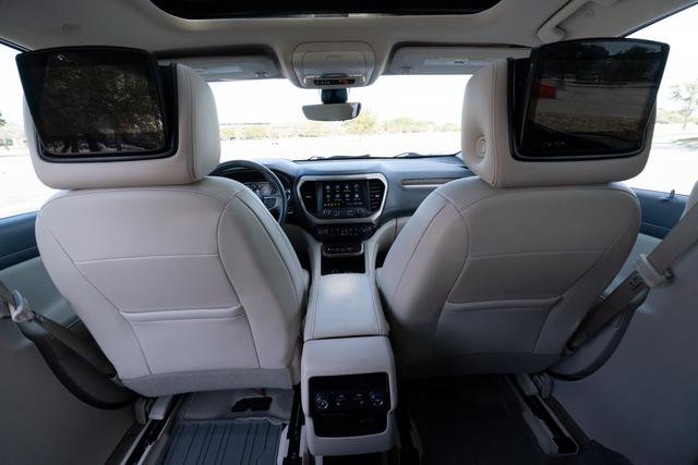 Used 2021 GMC Acadia Denali w/ Denali Technology Package image 31