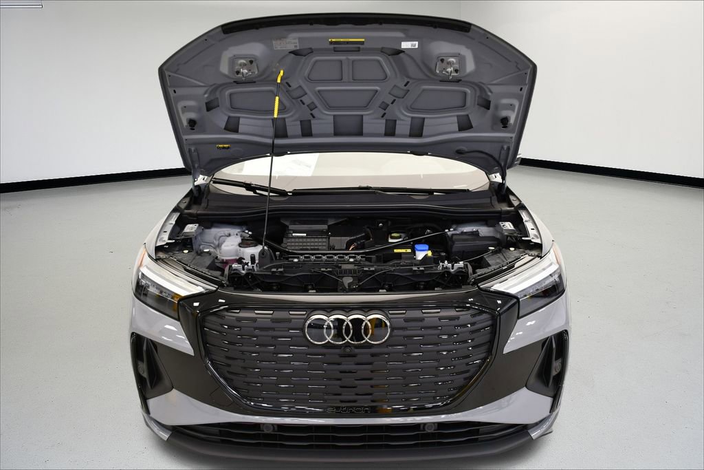 New 2026 Audi Q4 e-tron Premium image 13