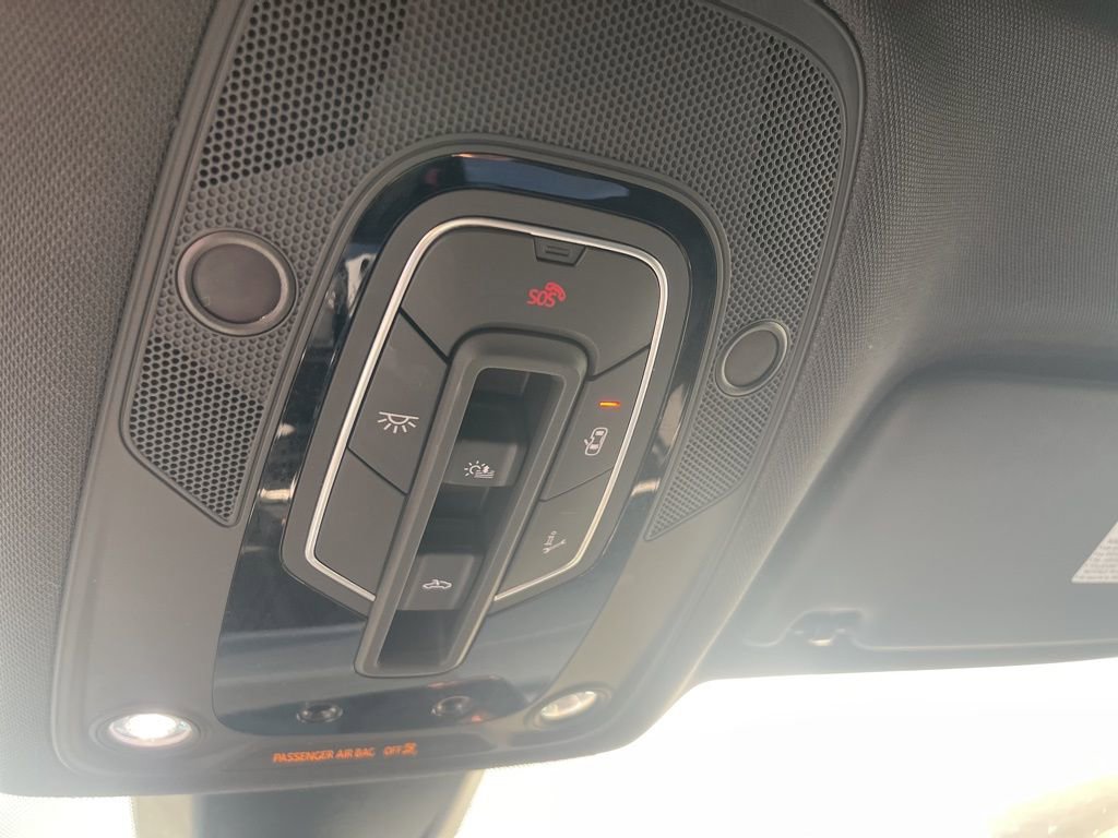 Used 2025 Audi Q5 2.0T Premium image 16