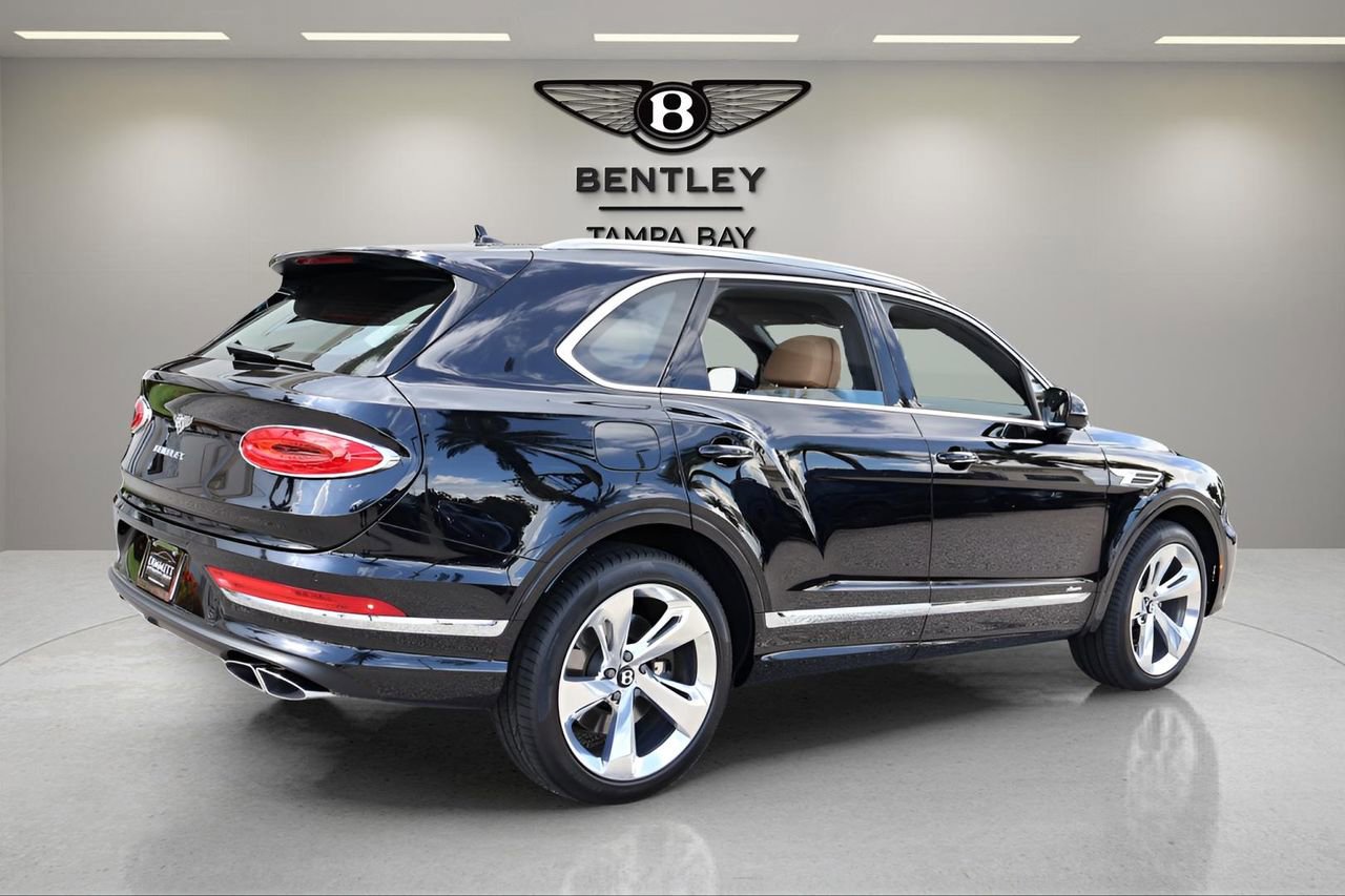 New 2025 Bentley Bentayga image 8