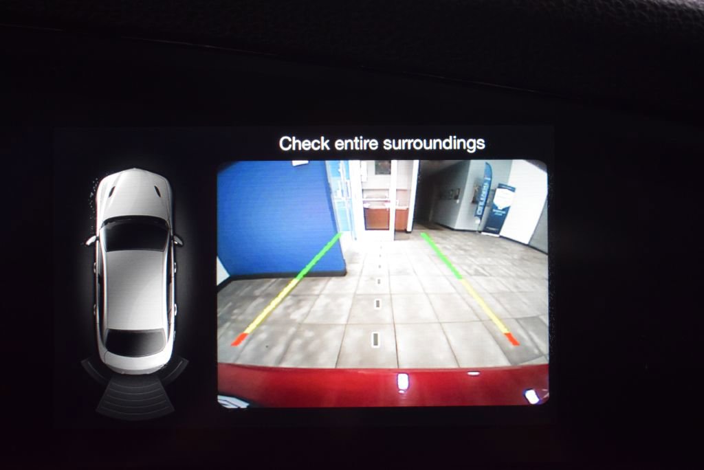 Used 2019 Alfa Romeo Giulia AWD w/ Cold Weather Package image 29