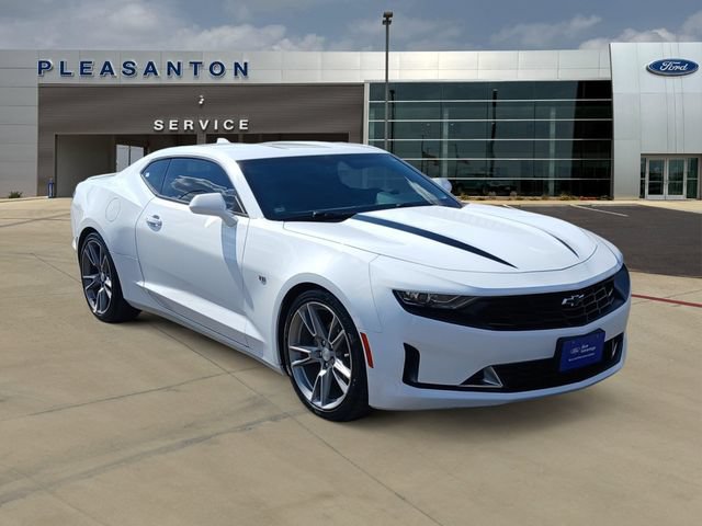 Used 2022 Chevrolet Camaro LT w/ RS Package RWD image 7