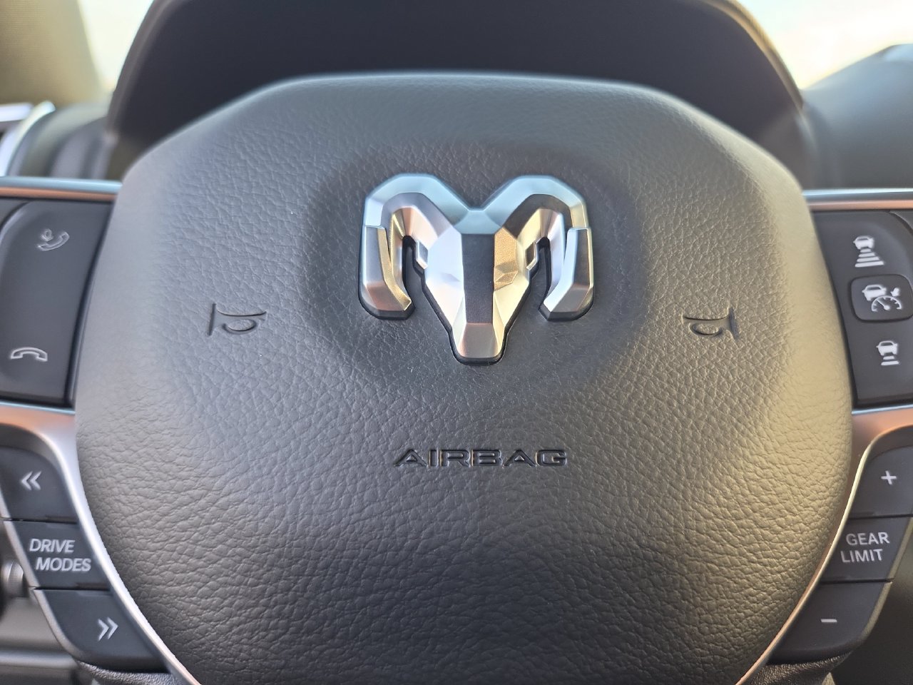 New 2027 RAM 1500 4x4 Crew Cab image 7