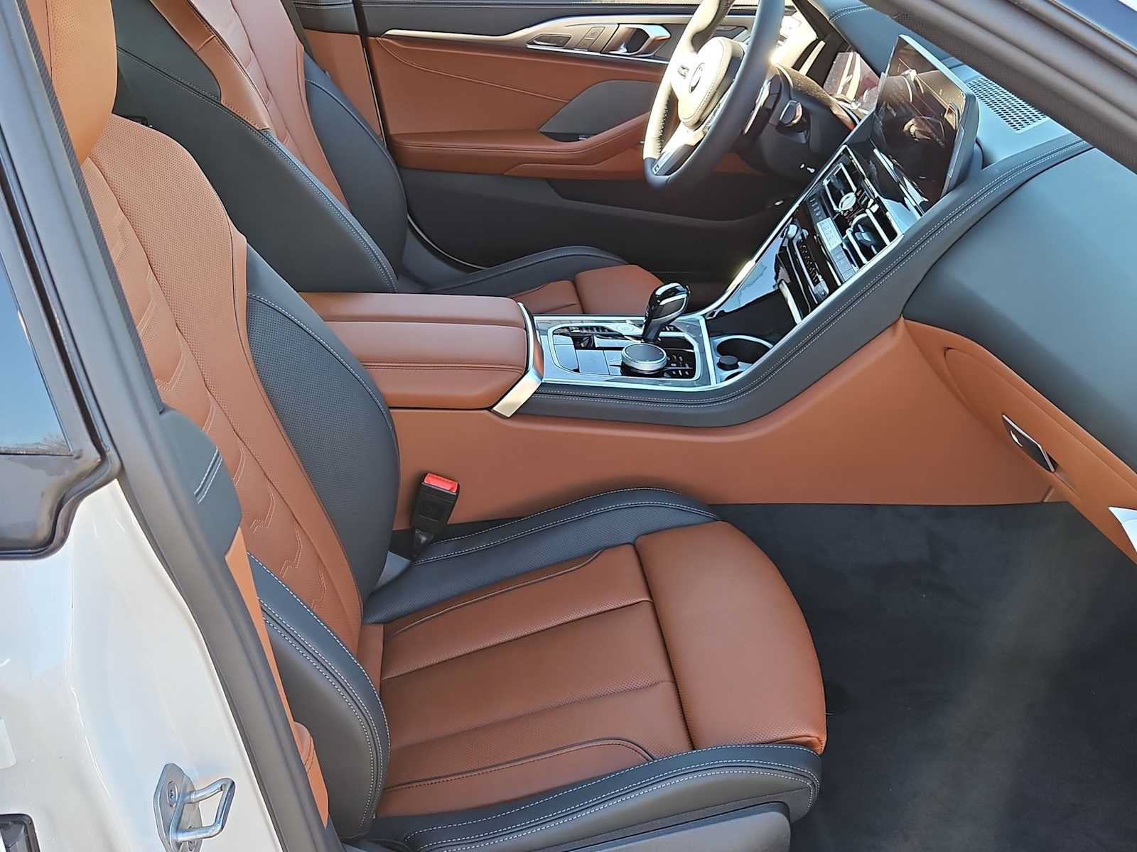 Used 2026 BMW 840i xDrive AWD/4WD image 21