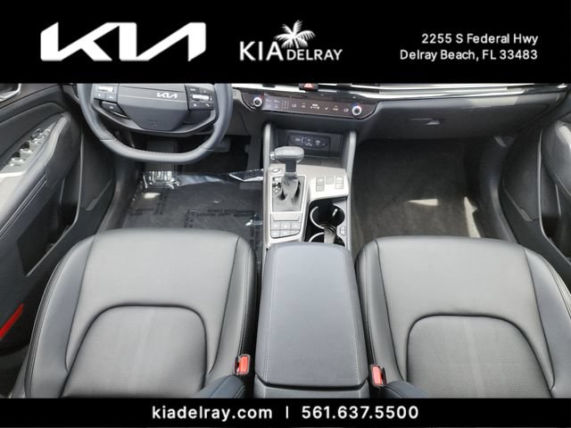 Used 2026 Kia Sportage EX w/ EX Panorama Roof Package FWD image 11